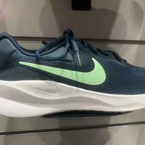 Giầy sneaker