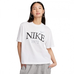 Áo Nike Sportswear Classic Women's T-Shirt FQ6601-100