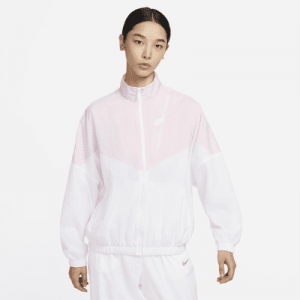 ÁO KHOÁC NỮ NIKE SPORTSWEAR ESSENTIAL WINDRUNNER DM6186-690
