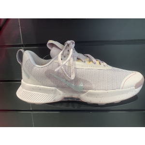 Giầy sneaker